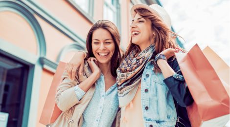 Reduce retail returns with on-model fashion imagery. AI can help lower fashion ecommerce product return rate at 1/4th the cost and 5X the speed.