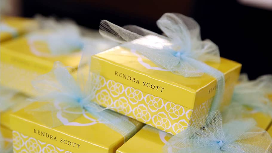 Here’s Why We Love Shopping From The Kendra Scott Website